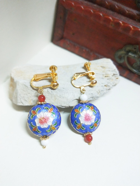 Qibao焼きMillstone Enamel Begonia Natural Stone Earrings-True Blue 1枚目の画像