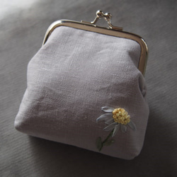 がま口　りぼん刺しゅう　水色フラワー　花　コインケース　MOKUBA リボン刺繍　ハンドメイド　財布　COSMO 2枚目の画像