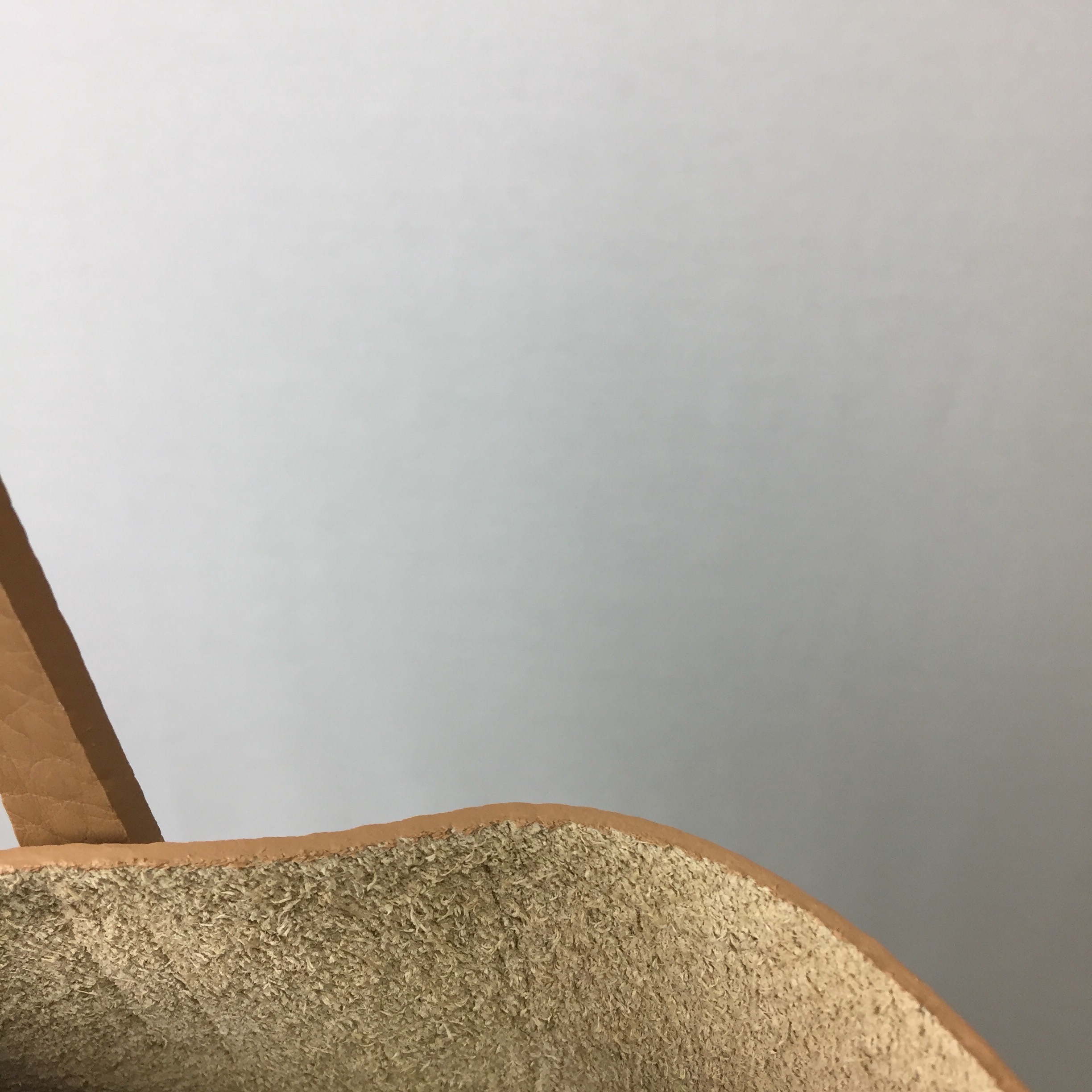 No.137015横型(中)ベージュ最高級上質レザートートバッグ