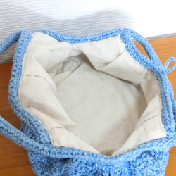 小ぶりな藍染め手編みグラニーバッグ 　 6枚目の画像