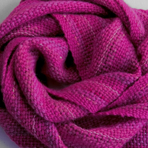 ローズピンク色の手織りウールマフラー 長さ156cm マフラー mm.Kalion