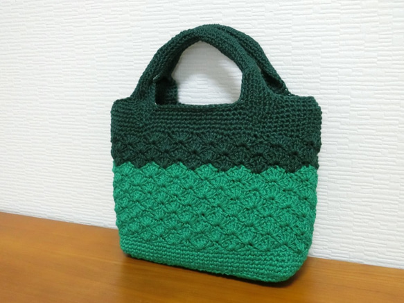 ちょっとお買い物！手編みミニトートバッグ松編み   グリーン 1枚目の画像