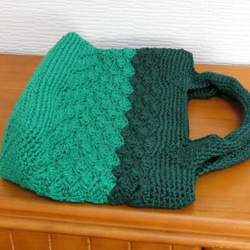 ちょっとお買い物！手編みミニトートバッグ松編み   グリーン 4枚目の画像