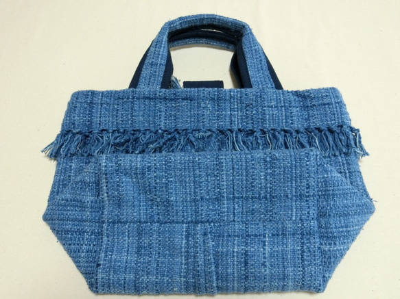 藍染手織り布フリンジミニトートバッグ 4枚目の画像