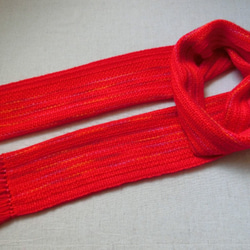 赤いスイートピー色の手織り春マフラー 　長さ168cm 6枚目の画像