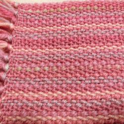 手織りウールマフラー ピンクバリエーション５ 5枚目の画像