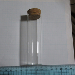 ガラス瓶（コルク瓶）ロング2個 2枚目の画像