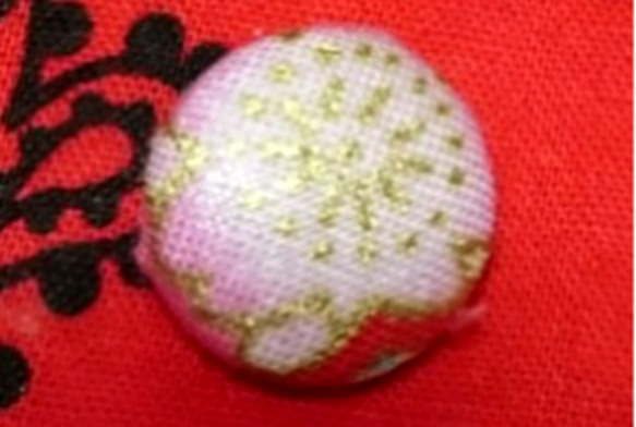 【くるみボタン・5個入】牡丹と桜アソート 2枚目の画像