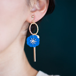 限時的顏色：圓圈和花朵 軟陶耳環 / 耳夾 （French blue） 第2張的照片