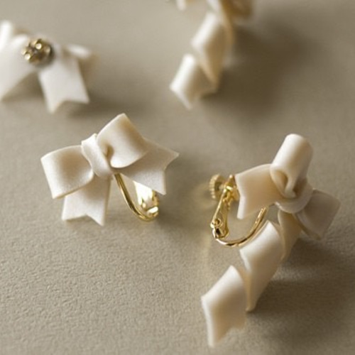 hanairoaiki ぐるぐるりぼん hanairoaiki ぐるぐるりぼん ピアス hanairoaiki ぐるぐるりぼん