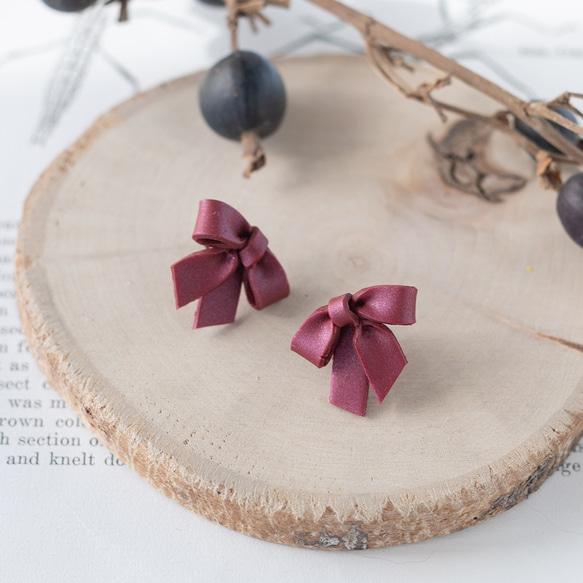 [限時顏色] Kutakuta Ribbon Earrings / Earrings (Bordeaux Red) 第2張的照片