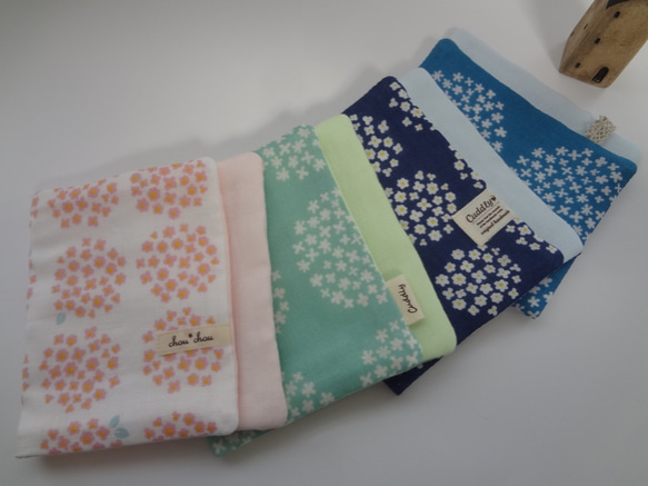 大きめ*サークル*花*やわらかガーゼハンカチ4枚セット ハンカチ  