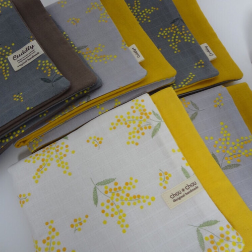 ３０㎝角*Flower*3*やわらかガーゼハンカチ*1枚*ハンドメイド 30㎝角*Flower*3*やわらかガーゼハンカチ*1枚*ハンドメイド