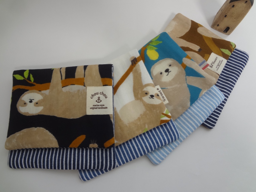 大きめ*ナマケモノ*やわらかガーゼハンカチ4枚セット ハンカチ  