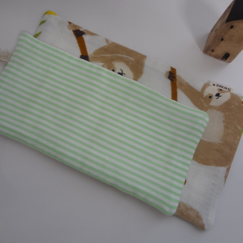 大きめ*ナマケモノ*やわらかガーゼハンカチ4枚セット ハンカチ  