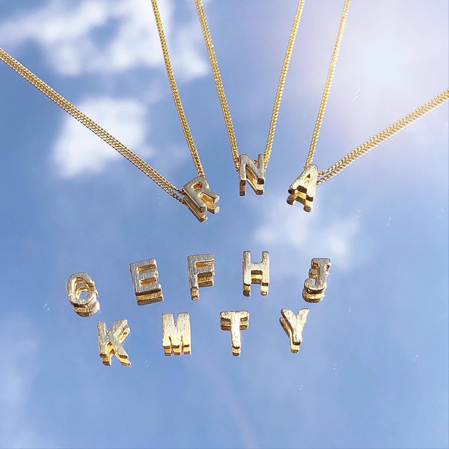 *coco vanilla* 14kgf イニシャルネックレス*