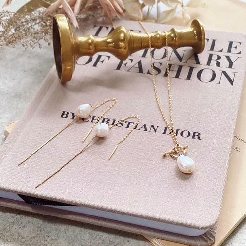 cocoさま専用　パールピアス CHANEL(シャネル) Coco mark light stone pearl earrings ココ