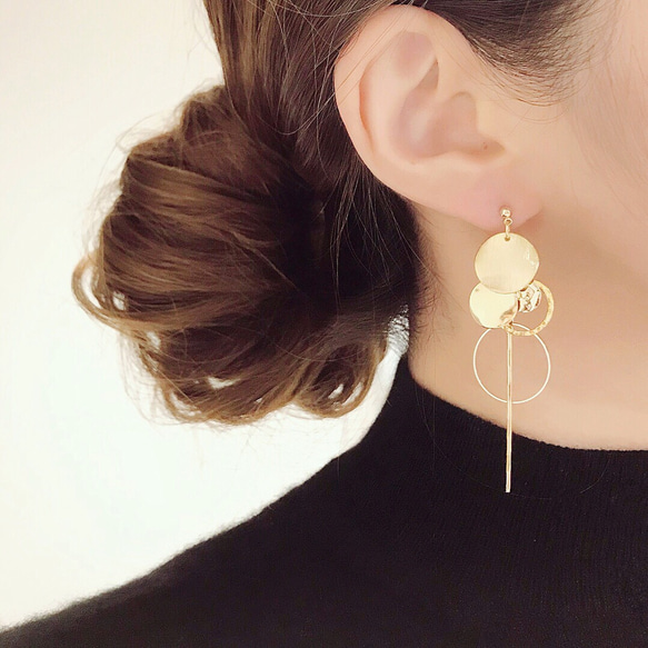 *coco vanilla* gold circle ピアス(イヤリング)* 1枚目の画像