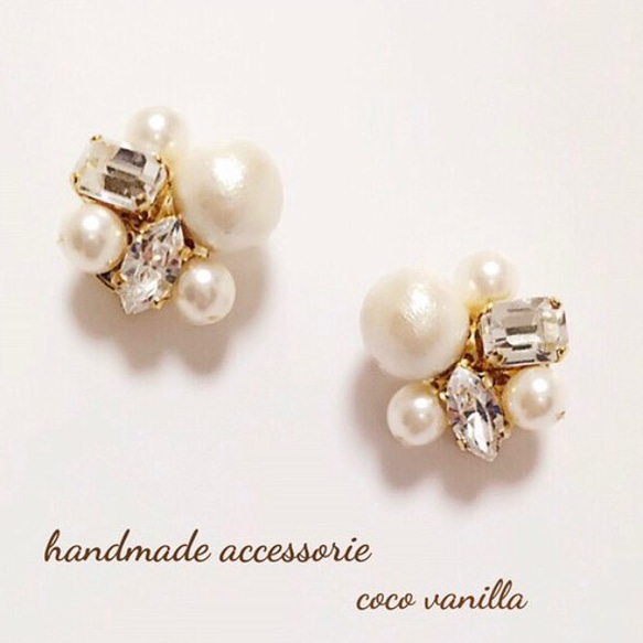 ◆ 大號棉質珍珠和施華洛世奇寶石閃光耳環 ◆ 水晶 第1張的照片