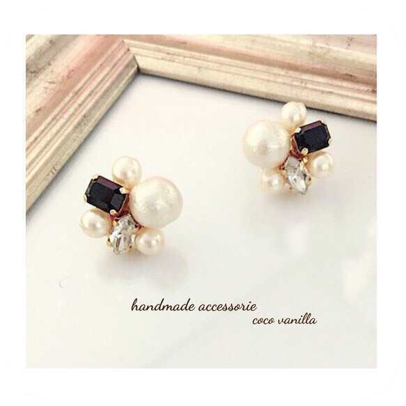 非常適合畢業典禮和入學典禮！ ◆大號棉珍珠和施華洛世奇寶石閃亮耳環◆BK 第3張的照片