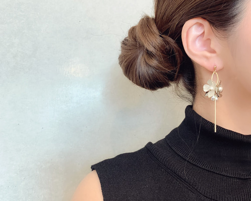 coco vanilla* flowerアレンジピアス(イヤリング)* ピアス
