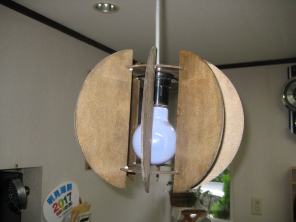 木のランプシェード丸　受注制作 4枚目の画像