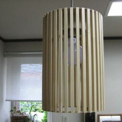 木のランプシェード円柱 コードセット付　受注制作 3枚目の画像