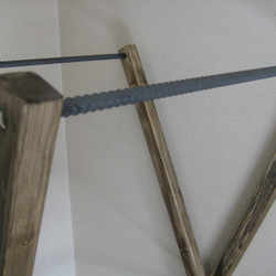 木と鉄筋の折りたたみハンガーラック　ウォルナット　受注制作 4枚目の画像