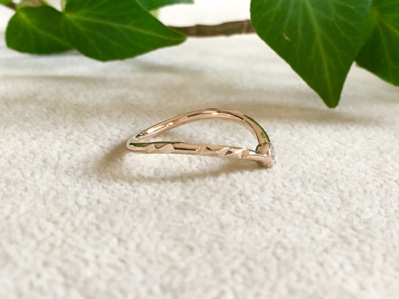 K10 birth stone ring (ロイヤルブルームーンストーン) 2枚目の画像