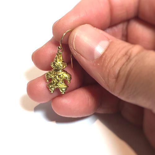 200 ゴールドガネーシャと天然石のピアス・イヤリング