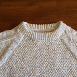 シンプルなケーブル編みセーター《受注製作です》 3枚目の画像