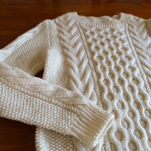 ケーブル編みのセーター《受注製作です》 ニット・セーター Ito