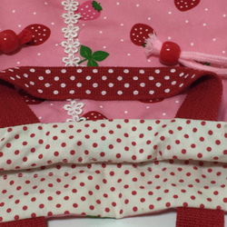 いちごがいっぱい 上履き入れ、巾着（入園・入学）赤＆ピンク 5枚目の画像