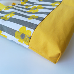 刺繍入り【一点物】花ストライプの入園入学グッズ3点セット（黄色×グレー） 5枚目の画像