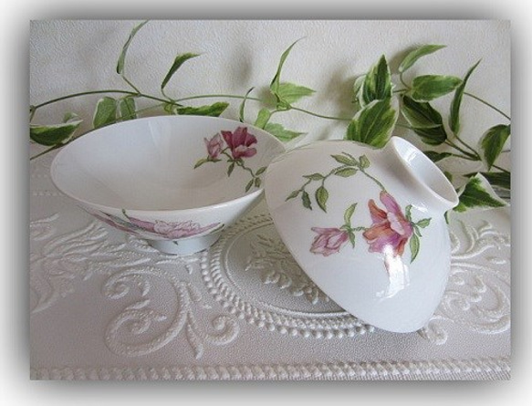 花模様の夫婦茶碗～模様の選択可能 1枚目の画像