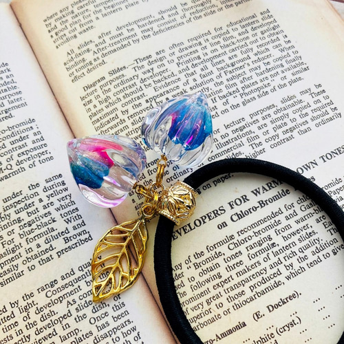 透明鬼灯（ほおずき）のヘアゴム 宵空色 ヘアゴム sorarium 通販