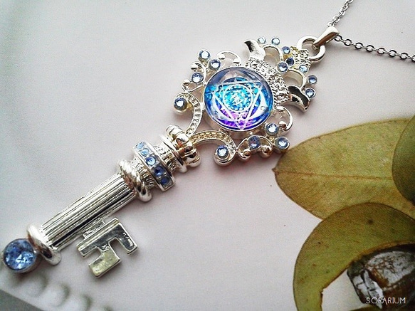 未知の扉を開く鍵～魔法陣のネックレス ネックレス・ペンダント