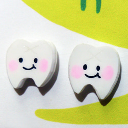 牙齒的健康狀態♦三色 手繪耳環░抗過敏鋼針 第7張的照片