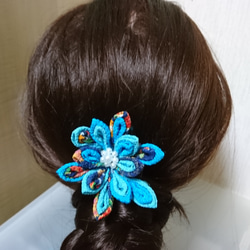 【再販】ちりめん細工・ヘアゴム・青 1枚目の画像