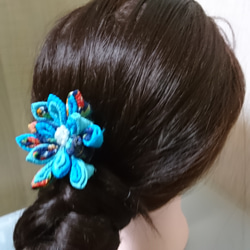 【再販】ちりめん細工・ヘアゴム・青 2枚目の画像