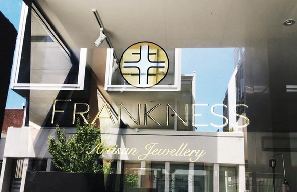 FRANKNESS  18K玫瑰金3分藍鑽石戒指－經典四爪天然鑽石 第7張的照片