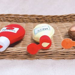 【フェルト＊ケチャップ&マヨネーズ&ソース3点セット】おままごと トマト 卵 調味料 知育 おもちゃ 玩具 2枚目の画像