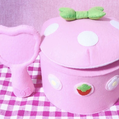 いちごの炊飯器＜フェルトおままごと＞】女の子プレゼント 味噌汁