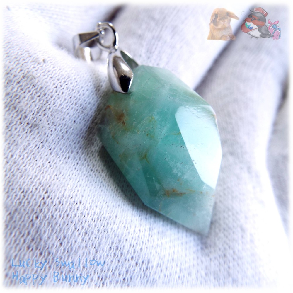 アフガニスタン産 フローライト ペンダント ネックレス  ♪No.4353