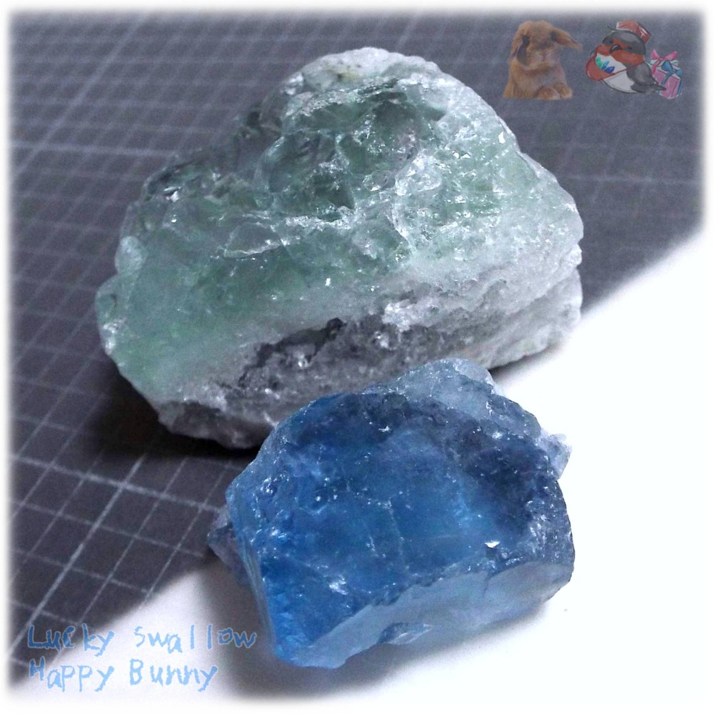 夏休みセール♪ 秘蔵品 宝石質 特殊希少カラー ブルーフローライト 欠片 結晶 蛍石 原石 No.4795