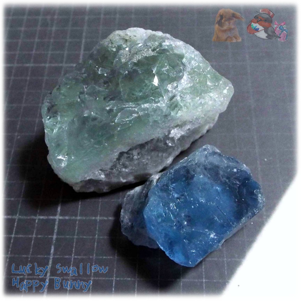 夏休みセール♪ 秘蔵品 宝石質 特殊希少カラー ブルーフローライト 欠片 結晶 蛍石 原石 No.4795