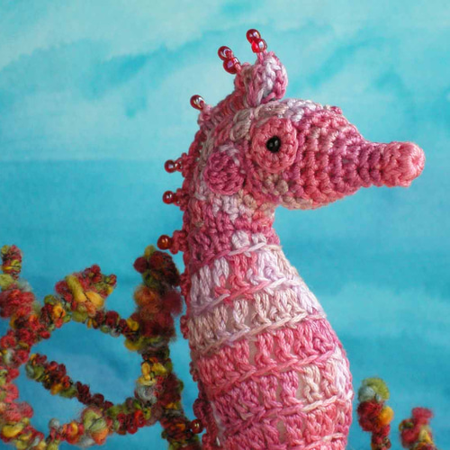 タツノオトシゴ（ピンク） あみぐるみ よねざわなみ 通販 24192