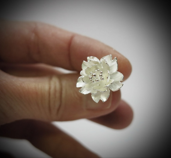 櫻花系列│迷你重瓣櫻花純銀耳環| mini SAKURA |Pure Silver‧Handmade 第3張的照片