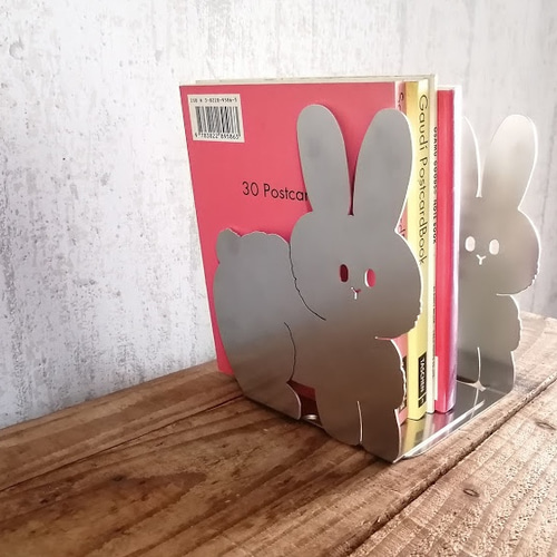 モフモフうさぎ ブックスタンド その他インテリア雑貨 cyilabo 通販