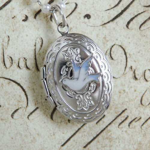 アンティーク　クリア　ラウンド　ロケット　ペンダント アンティーク クリア ラウンド ロケット ペンダント